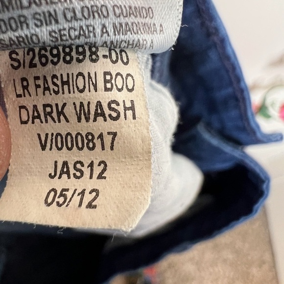 🌹Old Navy Dark Wash Blue Denim Jeans Women’s Plus Size 18 Boot Cut Stretch - Picture 8 of 9